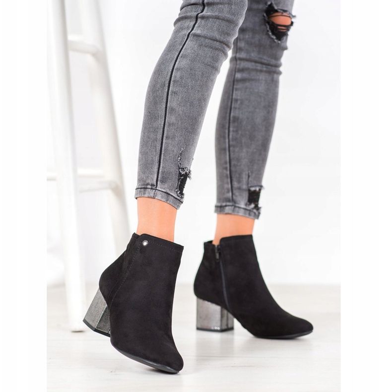 Goodin Černé semišové kozačky černá 1