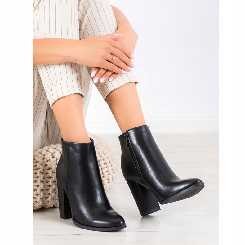 Seastar Klasické kozačky na sloupek černá 2 Seastar Klasické kozačky na sloupek černá 2