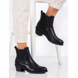 Ideal Shoes Klasické nazouvací boty černá 1