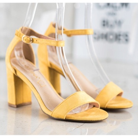 Sabatina Žluté sandály na baru žlutá 2