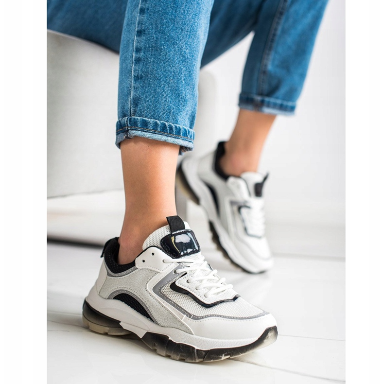 Ideal Shoes Tenisky s třpytivou vložkou bílý 1