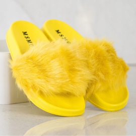 SHELOVET Gumové pantofle s kožešinou žlutá 1