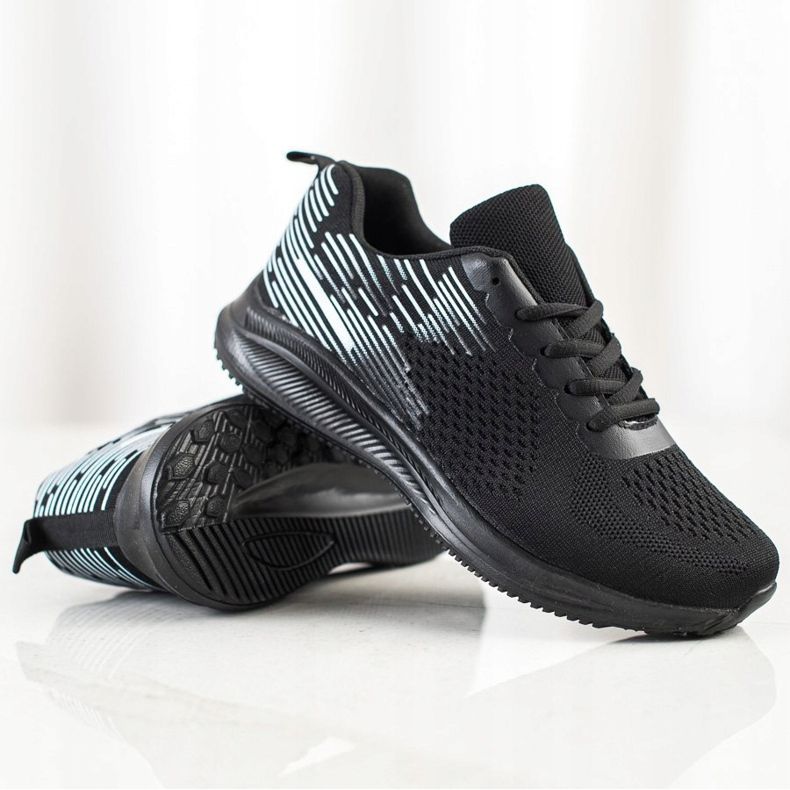 Bona Lehké sportovní boty černá 1