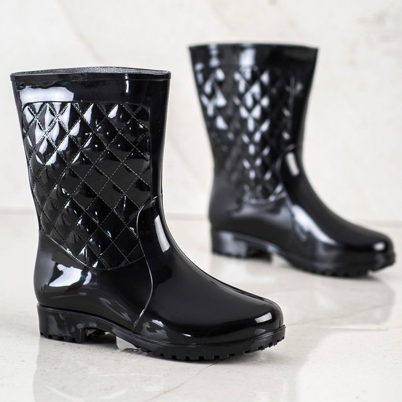 SHELOVET Stylové prošívané holínky černá 1 SHELOVET Stylové prošívané holínky černá 1