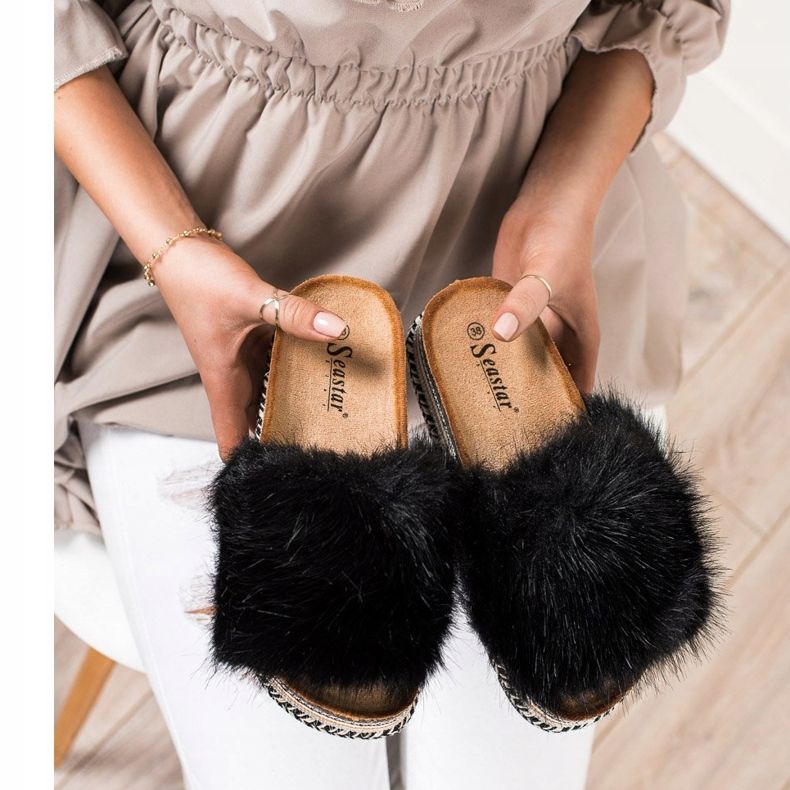 Seastar Módní pantofle na dekorativní platformě černá 2