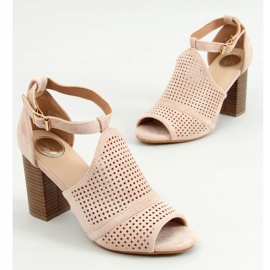 Béžové sandály na podpatku s otevřenou špičkou CZ-10220 Beige béžový 1