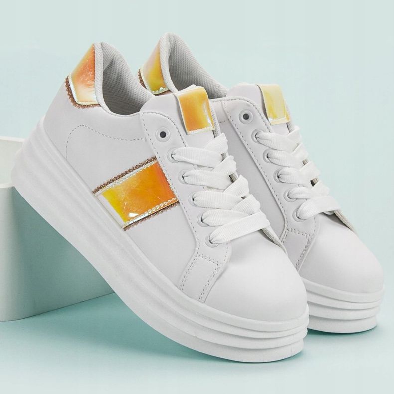 SHELOVET Bílé boty na platformě bílý 1