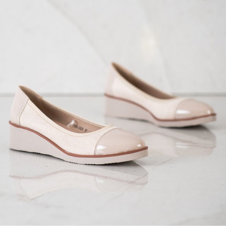 Balerínky na klínovém podpatku VINCEZA béžový 1