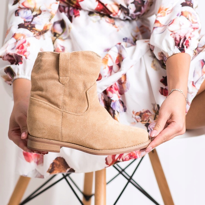 Seastar Teplé kovbojské boty na klínku béžový 1