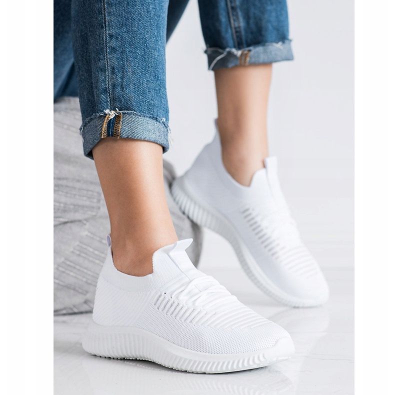 Bílé tenisky MCKEYLOR bílý 2