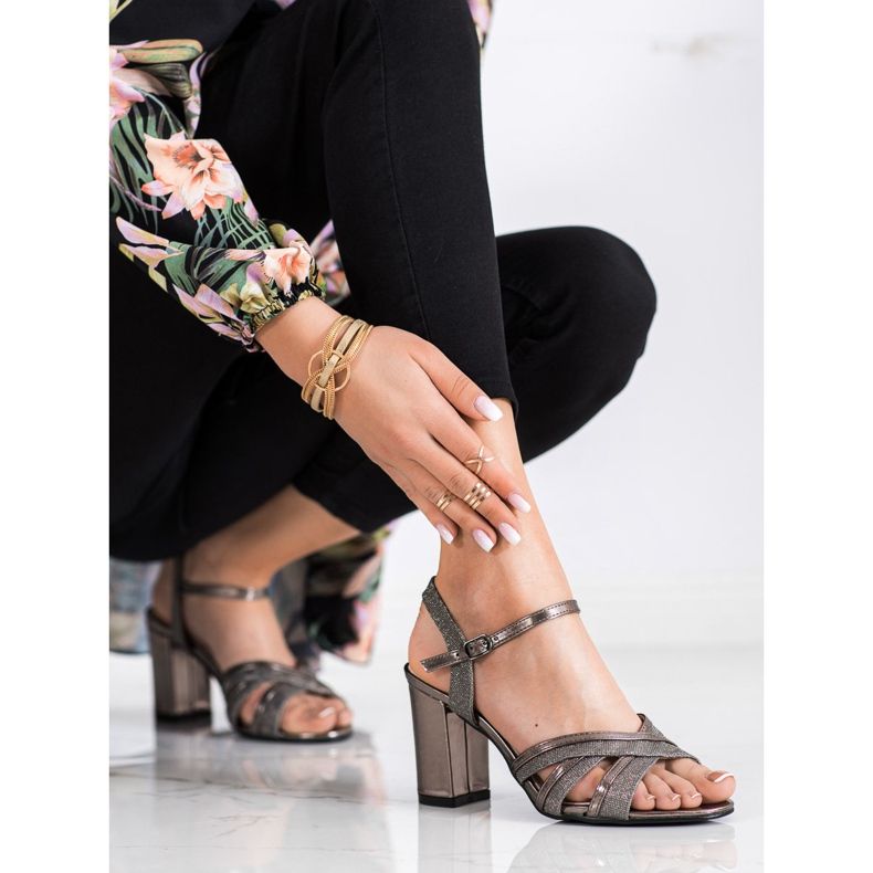 SHELOVET Třpytivé sandály na vysokém podpatku hnědý 2