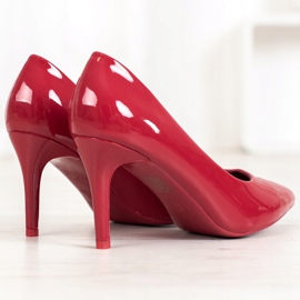 Small Swan Lakované kolíky červený 2