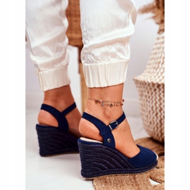 Dámské sandály na pleteném klínu Big Star Navy Blue DD274A172 béžový námořnická modř 3