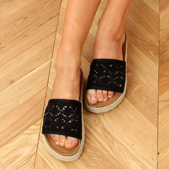 Černé prolamované espadrilky 20-349 černé černý 1