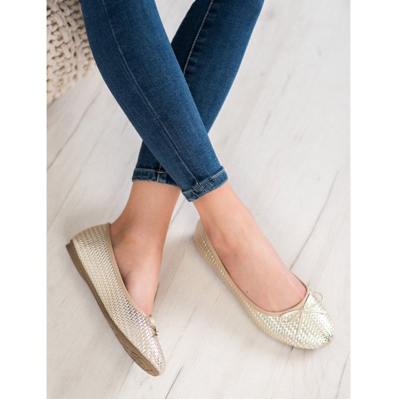 SHELOVET Zlaté pletené balerínky zlatý 2
