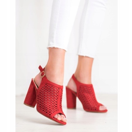 Weide Prolamované sandály na baru červený 2