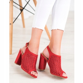 Weide Prolamované sandály na baru červený 1