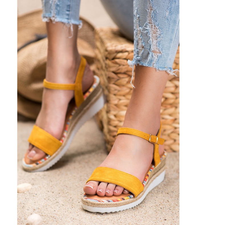 Yes Mile Pohodlné semišové sandály žlutá 2