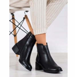 Filippo Pohodlné černé boty černá 2 Filippo Pohodlné černé boty černá 2