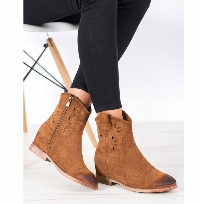 Vinceza Kovbojské boty na klínku Vincez hnědý žlutá 1