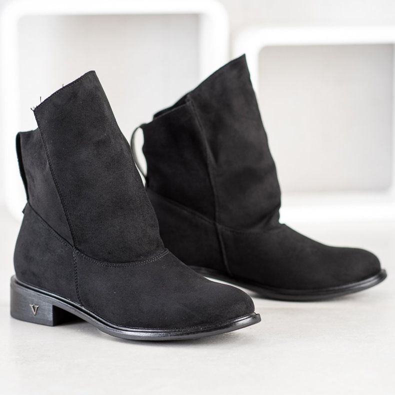 Gogo Boty se širokým svrškem černá 2