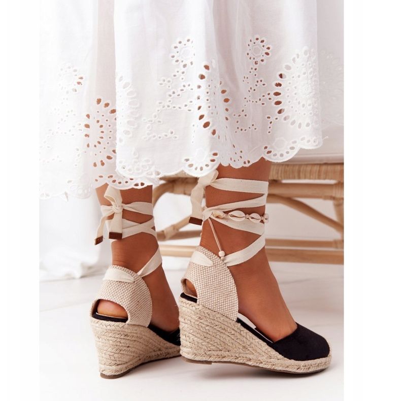 PG1 Černé svázané klínové sandály Nelly s copánky béžový černá 1