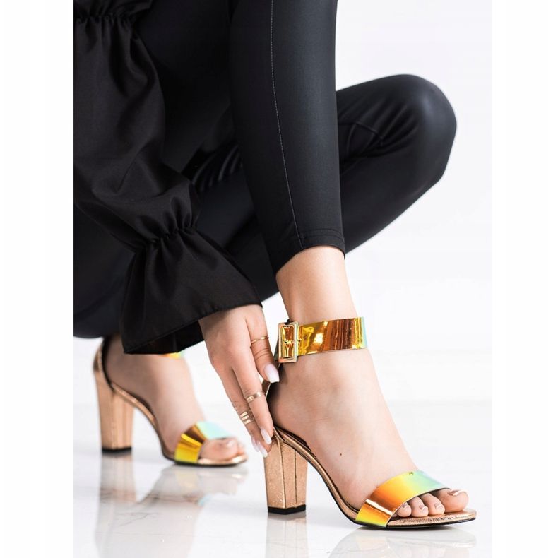 Goodin Sandály Na Tyči S Efektem Holo zlatý 2