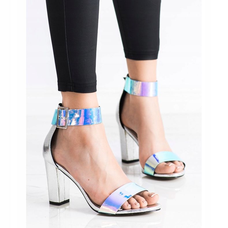 Goodin Sandály Na Tyči S Efektem Holo stříbrný 1