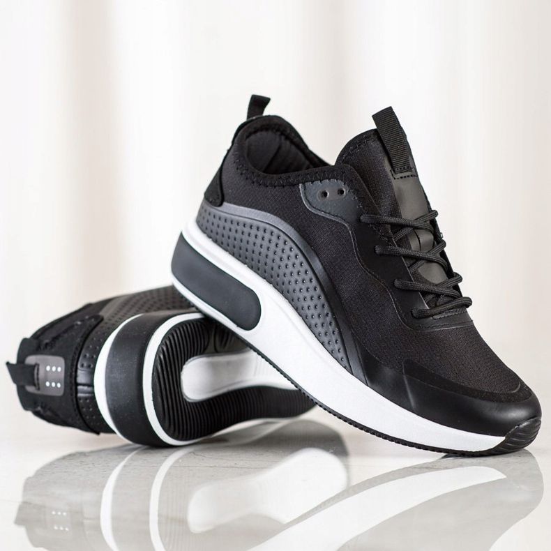 SHELOVET Sportovní tenisky na platformě černá 1