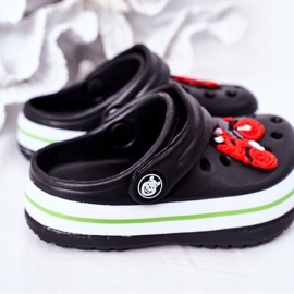 Dětské pěnové pantofle Kroks Black Lazy Day černý vícebarevný 1