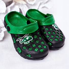 Dětské pěnové pantofle Kroks Black and Green Jupiter černý zelený 2