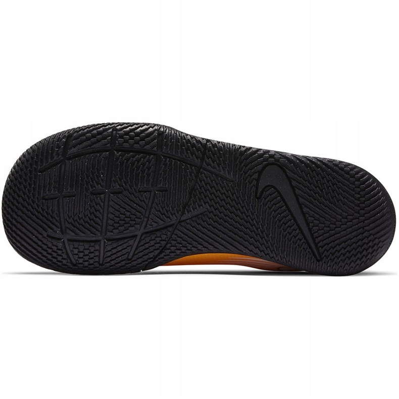 Kopačky Nike Mercurial Vapor 13 Club Ic PS (V) Junior AT8170 801 bílý černý pomerančový 5