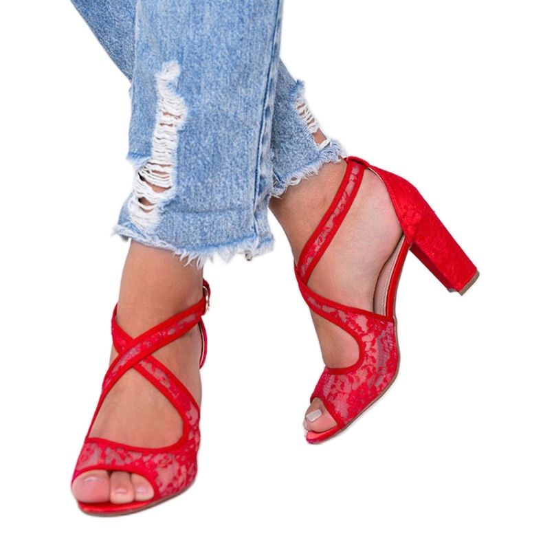 Červené krajkové sandály na sloupku Beth 1