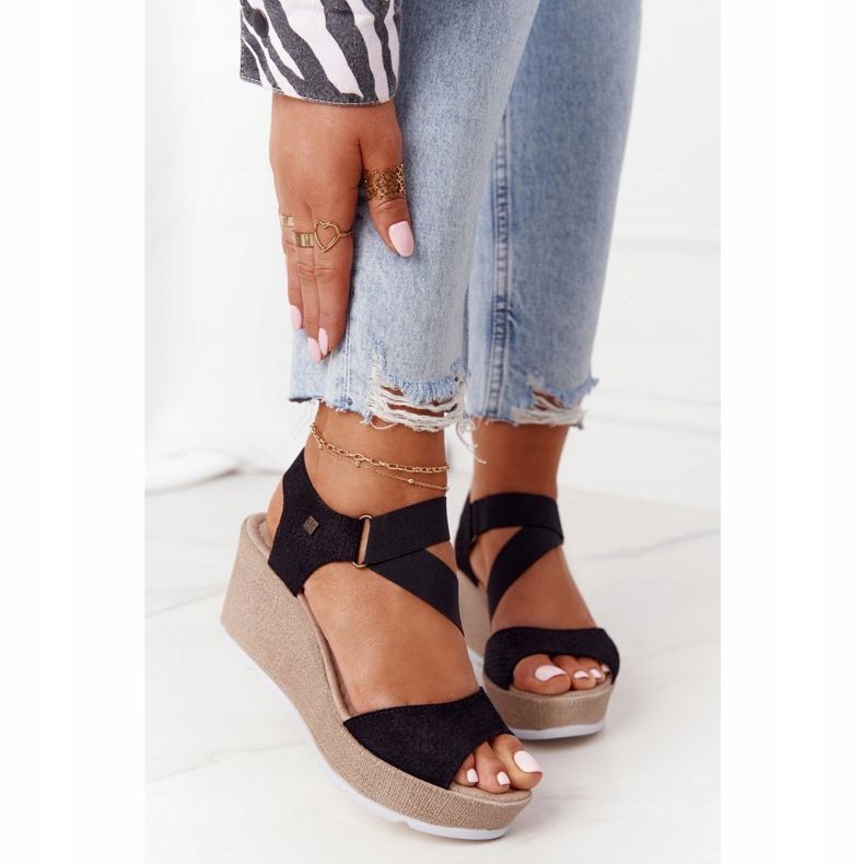 Kožené sandály na klínu Big Star FF276016 Black černý 2