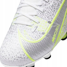 Kopačky Nike Mercurial Superfly 8 Academy FG / MG M CV0843 107 bílý 2