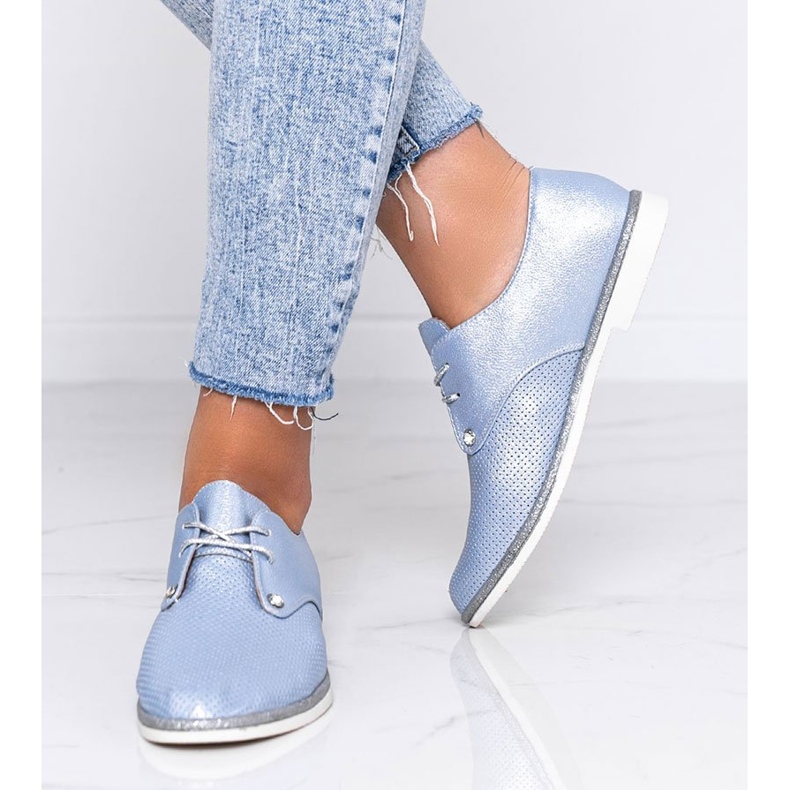 Modré lesklé prolamované boty Grand Street modrý 1