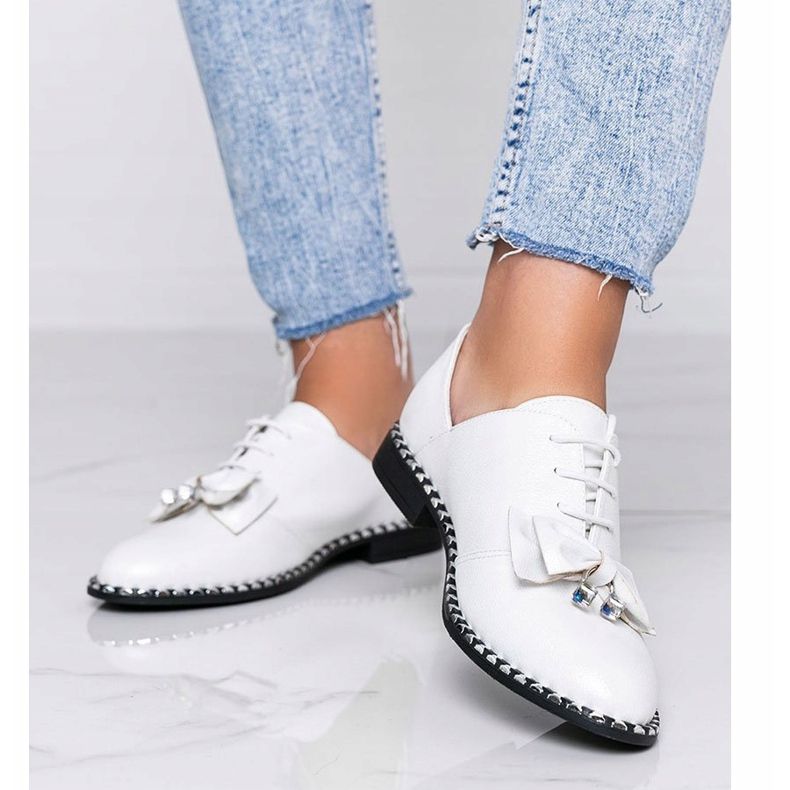 Bílé lesklé boty s mašlí Lost Stars bílý 1