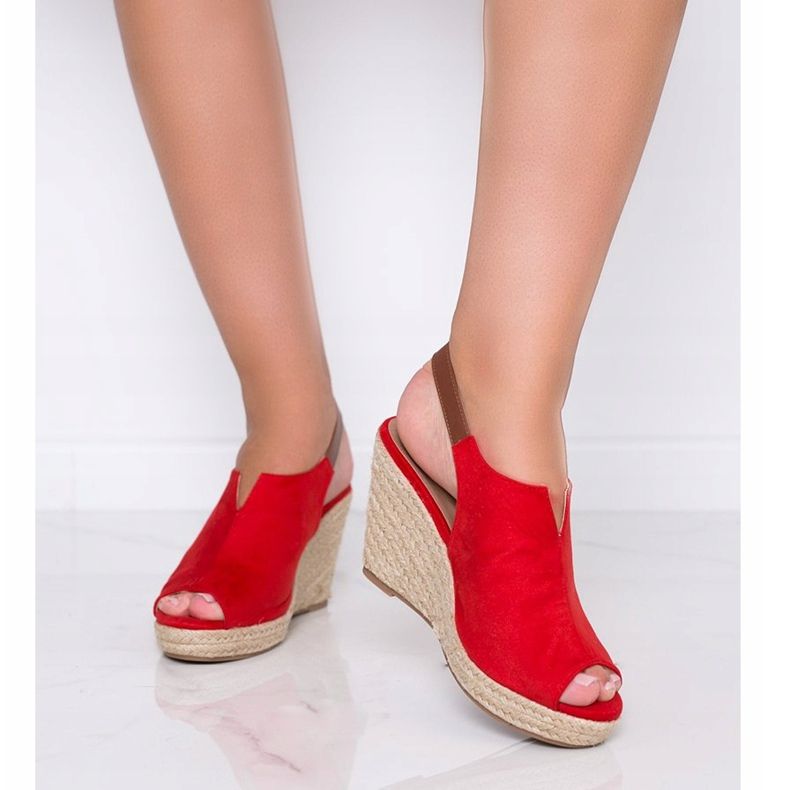 Červené klínové sandály Lindy 1