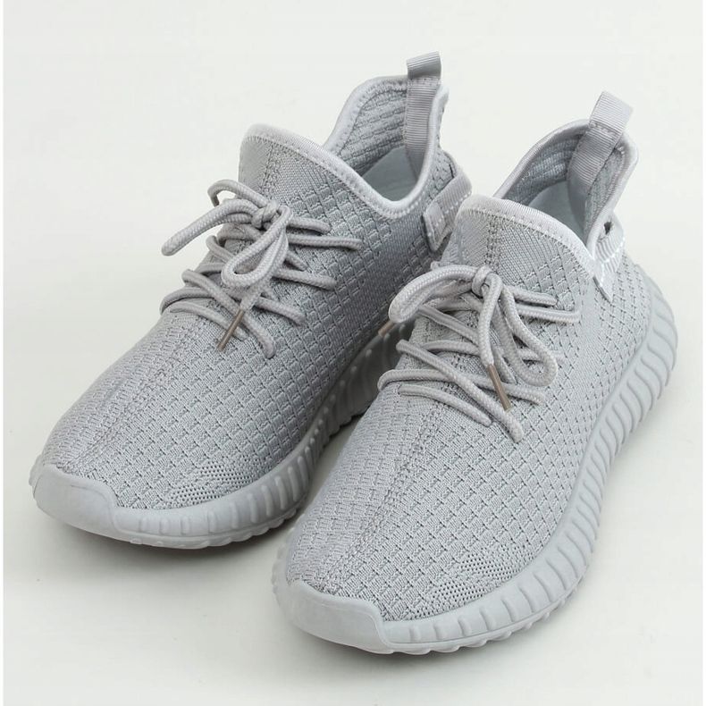 Šedé sportovní ponožky 7817 Grey šedá 1