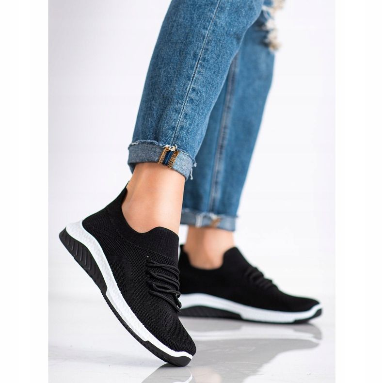 Camo Prolamované černé tenisky černá 1