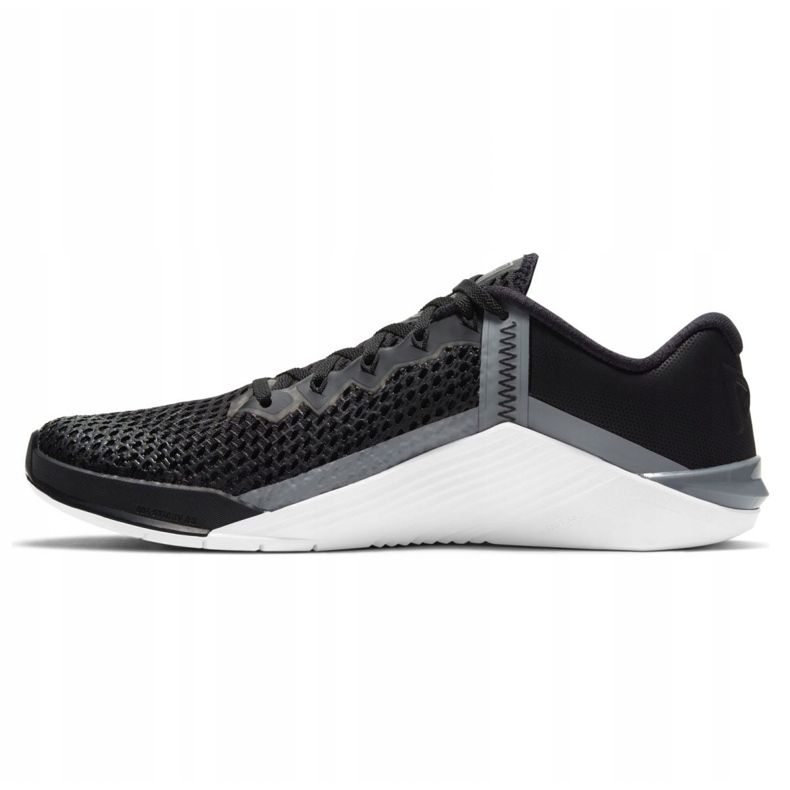 Boty Nike Metcon 6 M CK9388-030 bílý černý 1