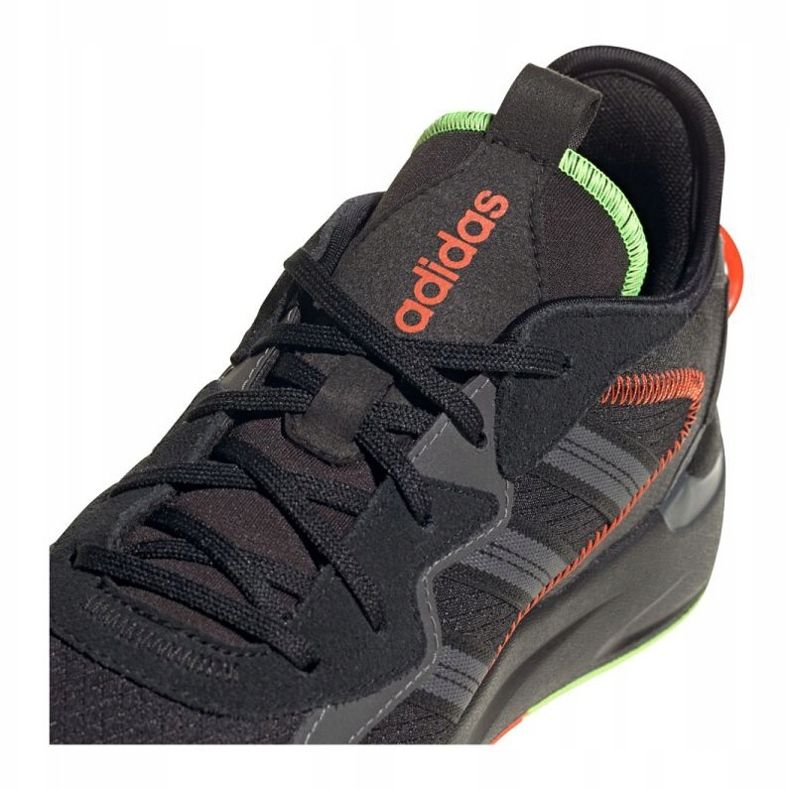 Boty Adidas Futureflow M FX9148 černý 2