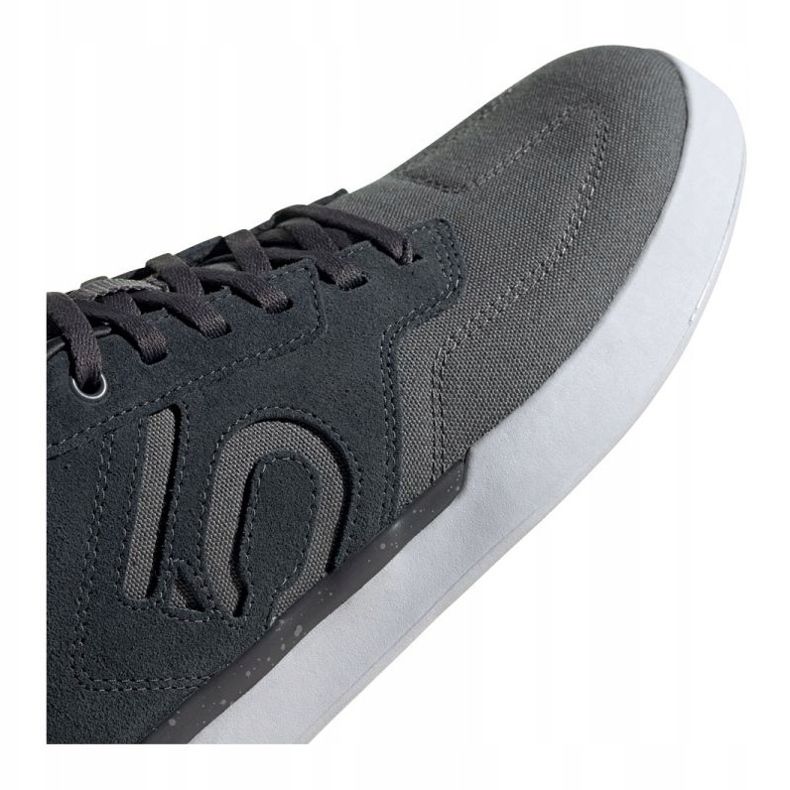 Boty Adidas Sleuth M EF7179 zelená 2