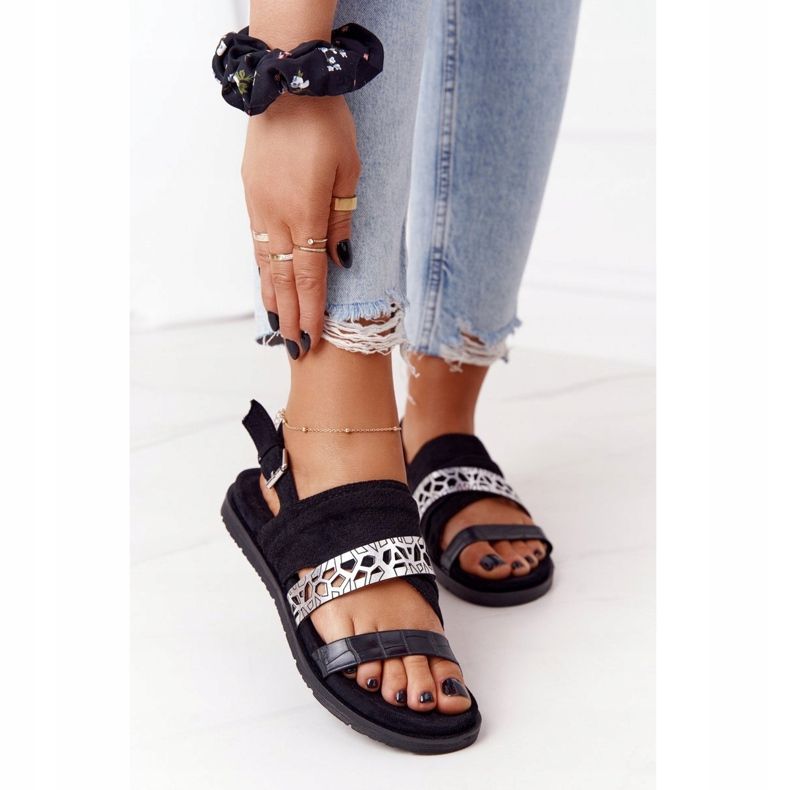 EVE Dámské semišové sandály černé a stříbrné Asturie černá stříbrný 2