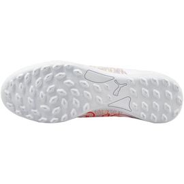 Kopačky Puma Future Z 4.1 Tt 106392 03 bílý 4
