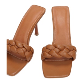 Vices Svěráky CIC-2-68-velbloud hnědý 1 Vices Svěráky CIC-2-68-velbloud hnědý 1