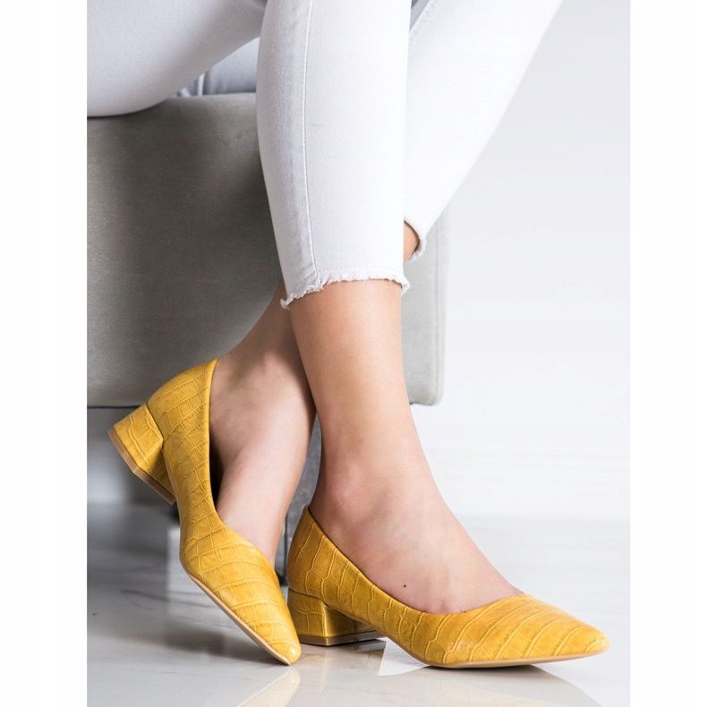 Sweet Shoes Klasické lodičky na nízkých podpatcích žluť 2