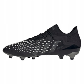 Kopačky Adidas Predator Freak.1 Low Ag M Q46572 černý černý 1