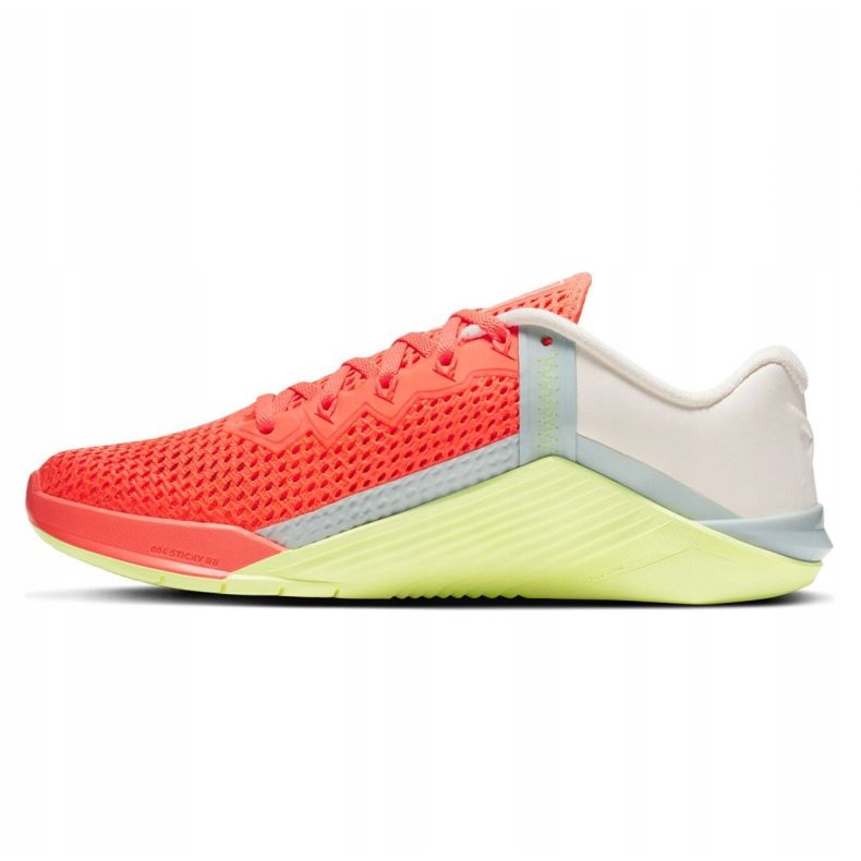 Tréninkové boty Nike Metcon 6 W AT3160-800 pomerančový vícebarevný 1