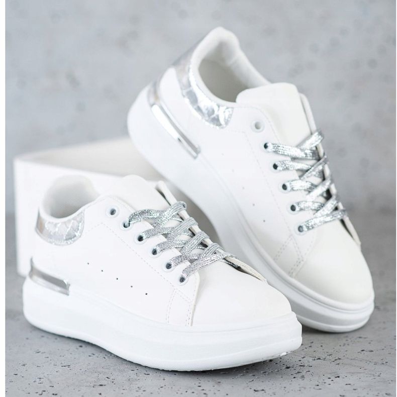 SHELOVET Tenisky s třpytivým šněrováním bílý 2